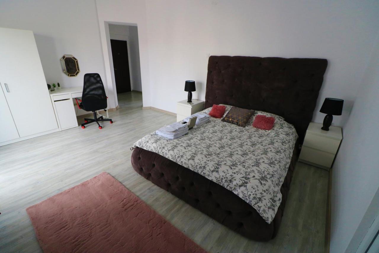 Athenee Palace Apartment - Panoramic View Terrace & Balcony - Free Minibar Βουκουρέστι Εξωτερικό φωτογραφία