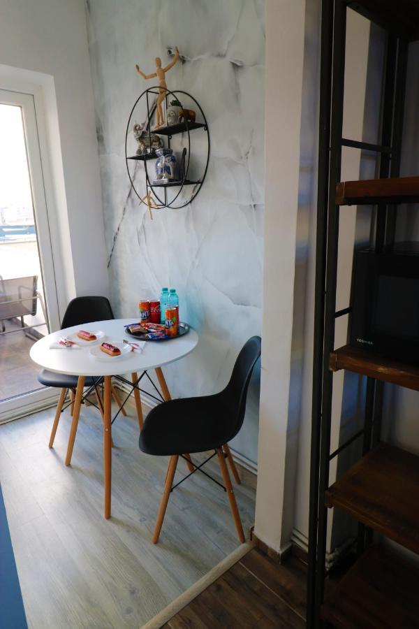 Athenee Palace Apartment - Panoramic View Terrace & Balcony - Free Minibar Βουκουρέστι Εξωτερικό φωτογραφία